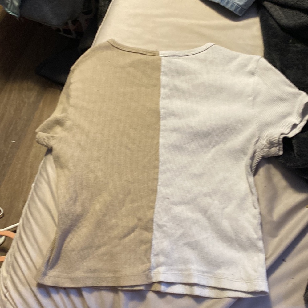 croptop - Picture 2 of 2